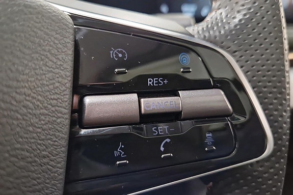 Nissan Ariya 16 of 27