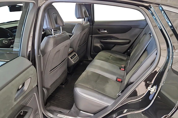 Nissan Ariya 7 of 27