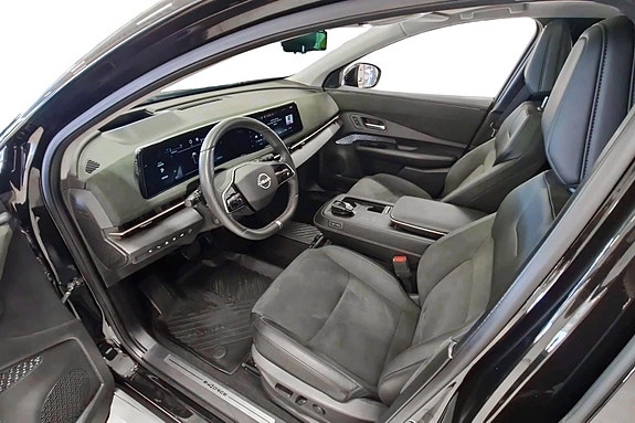 Nissan Ariya 8 of 27