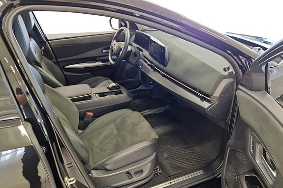 Nissan Ariya 23 of 27