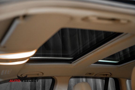 Mercedes-Benz GLK220 27 of 30