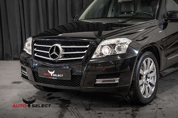 Mercedes-Benz GLK220 7 of 30