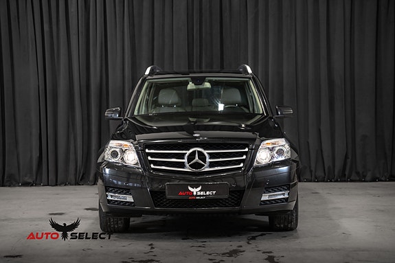 Mercedes-Benz GLK220 5 of 30