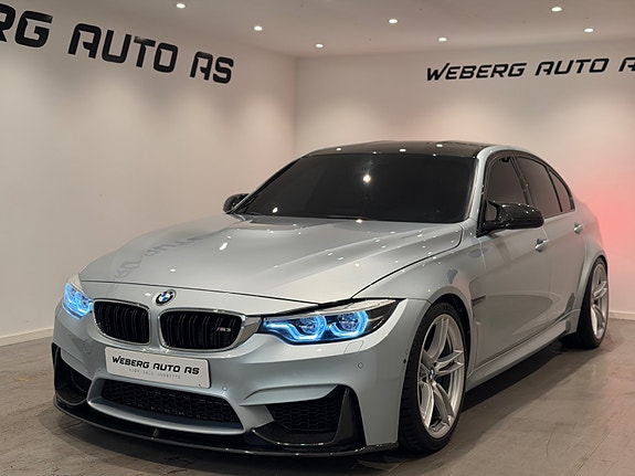 BMW M3 2 of 30