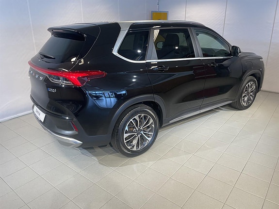 Maxus Euniq 6 2 of 27