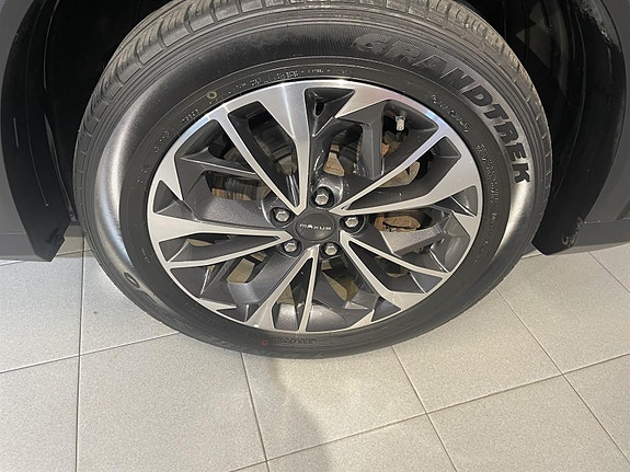 Maxus Euniq 6 24 of 27