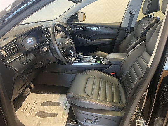 Maxus Euniq 6 9 of 27
