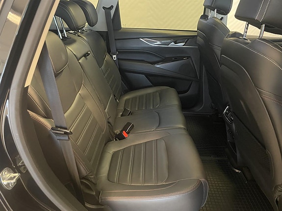 Maxus Euniq 6 13 of 27