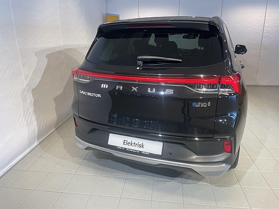 Maxus Euniq 6 4 of 27