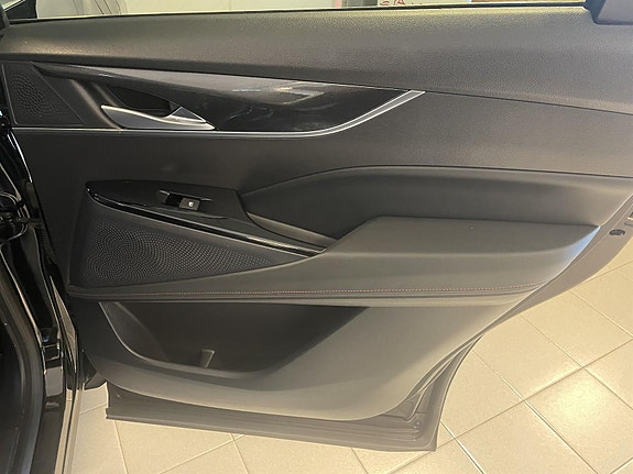 Maxus Euniq 6 22 of 27