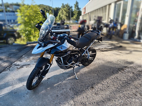 Triumph Tiger 900 Rally pro 3 of 11
