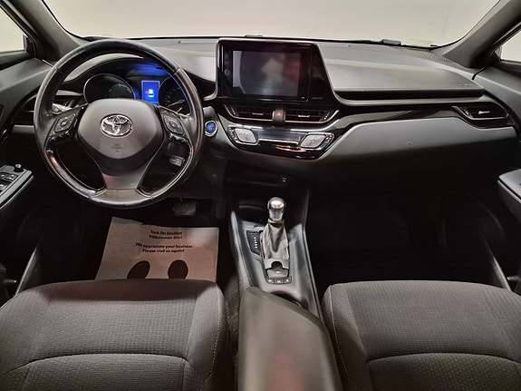 Toyota C-HR 21 of 21