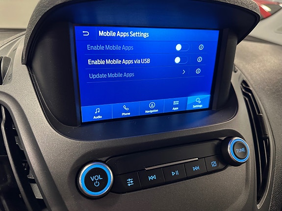 Ford Transit Courier 26 of 30