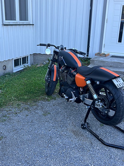 Harley-Davidson XLH Sportster 18 of 20