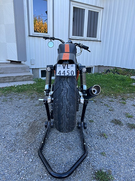 Harley-Davidson XLH Sportster 12 of 20