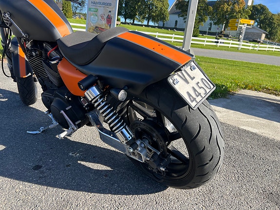 Harley-Davidson XLH Sportster 2 of 20