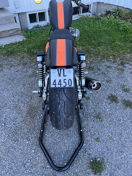 Harley-Davidson XLH Sportster 19 of 20