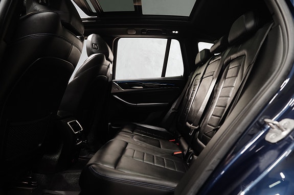 BMW iX3 22 of 30