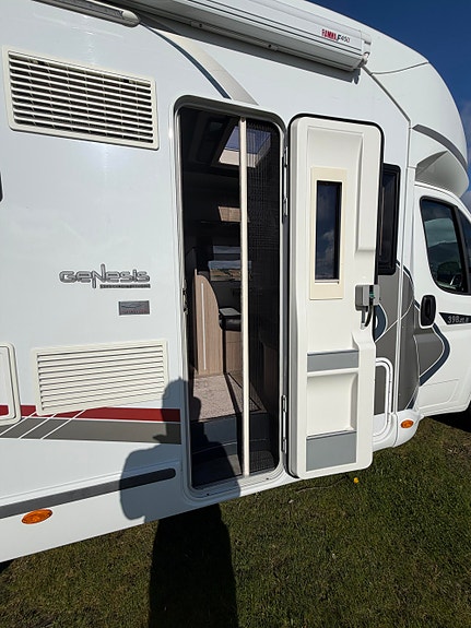 Challenger 398 XLB Queenbed, 150HK, Automat+++ 7 of 28