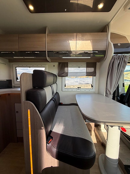 Challenger 398 XLB Queenbed, 150HK, Automat+++ 9 of 28