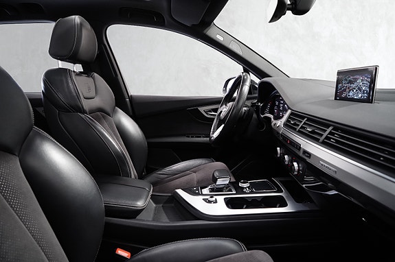 Audi Q7 24 of 30