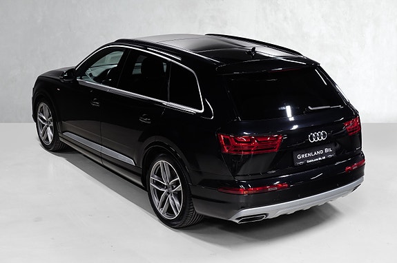 Audi Q7 8 of 30