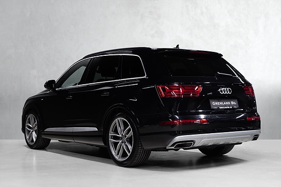 Audi Q7 7 of 30