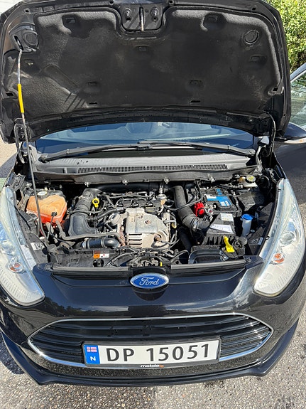 Ford B-MAX 13 of 15