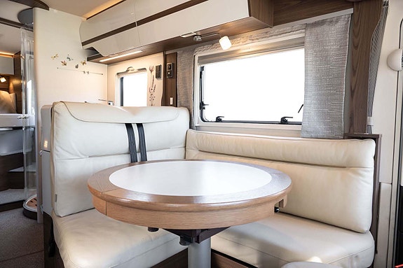 Hymer B790ML Mercedes I Hydrauliske støttebein I Lithium Batterier 5 of 30