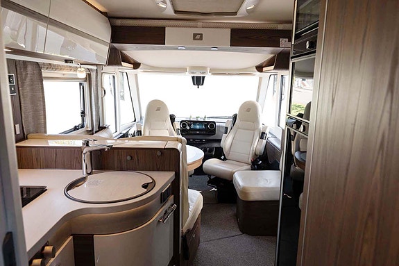 Hymer B790ML Mercedes I Hydrauliske støttebein I Lithium Batterier 12 of 30