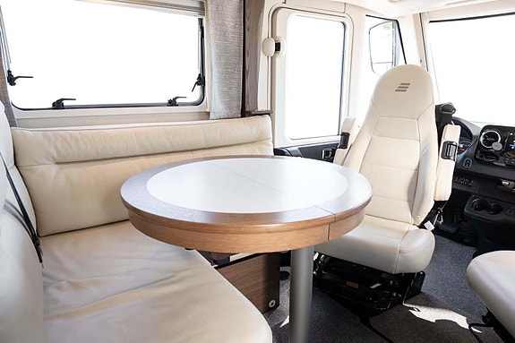 Hymer B790ML Mercedes I Hydrauliske støttebein I Lithium Batterier 6 of 30