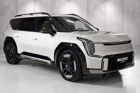 Kia EV9 3 of 30