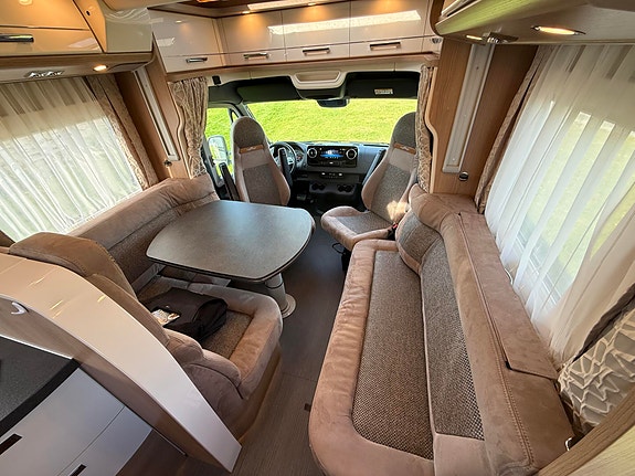 Carthago C-Tourer I 148 LE Mercedes Flott bobil med lav kilometer 22 of 30