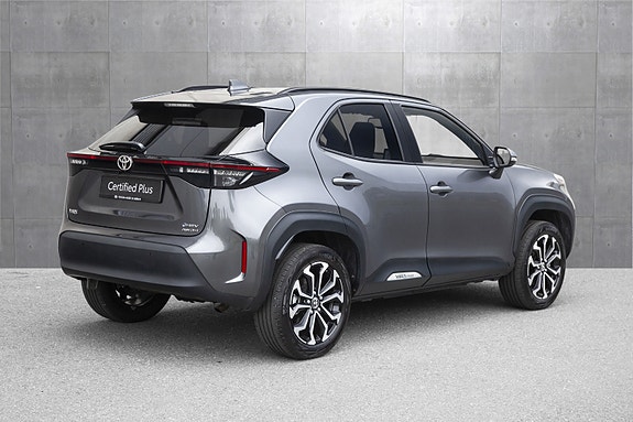 Toyota Yaris Cross 4 of 20