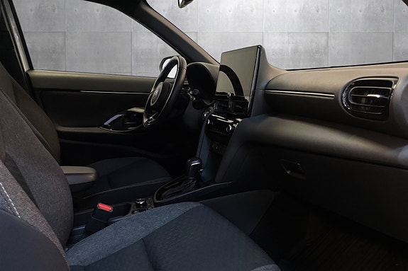 Toyota Yaris Cross 12 of 18