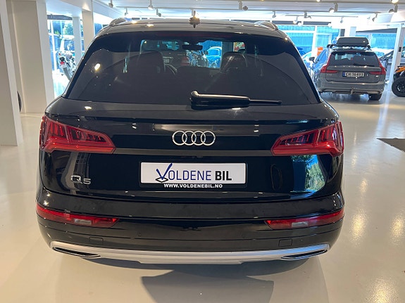 Audi Q5 8 of 27