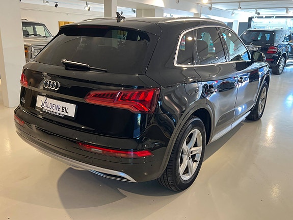 Audi Q5 7 of 27
