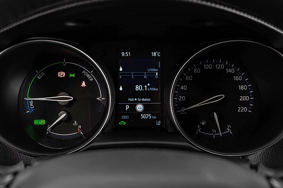 Toyota C-HR 22 of 28