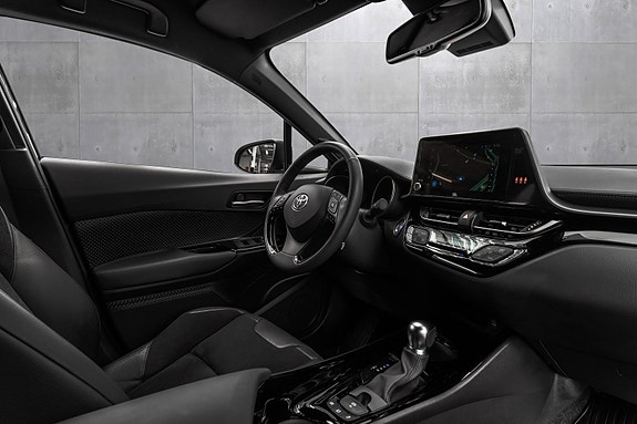 Toyota C-HR 19 of 28