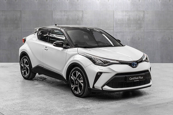 Toyota C-HR 4 of 28