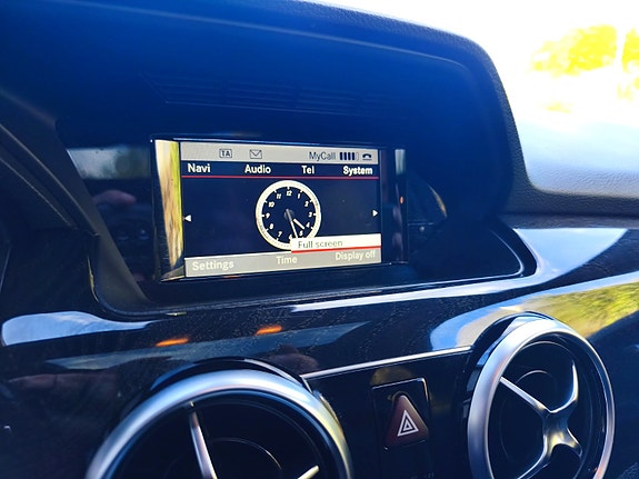 Mercedes-Benz GLK220 20 of 30