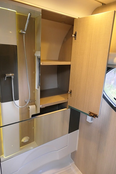 Adria 361 LH 20 of 30