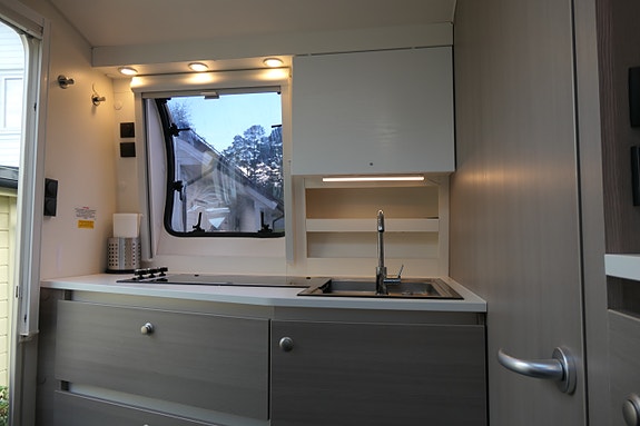 Adria 361 LH 16 of 30