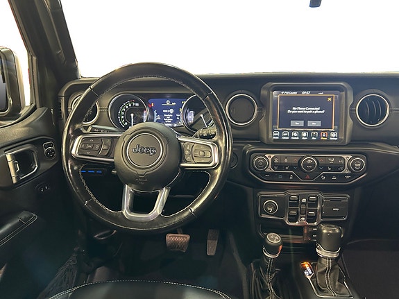 Jeep Wrangler Unlimited 19 of 30