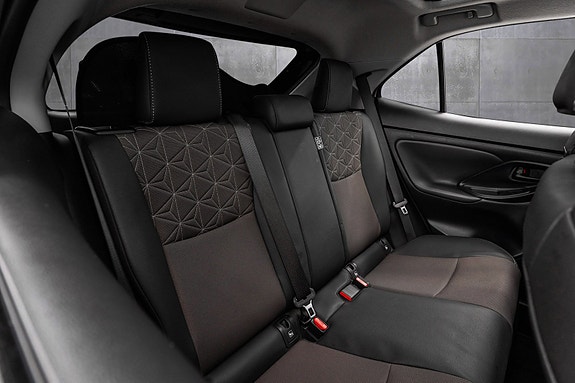 Toyota Yaris Cross 15 of 28