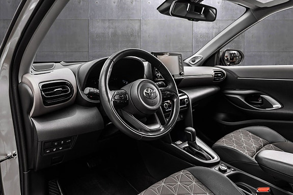 Toyota Yaris Cross 11 of 28