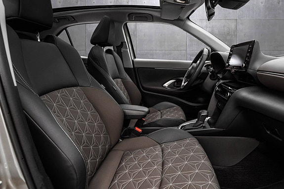 Toyota Yaris Cross 16 of 28