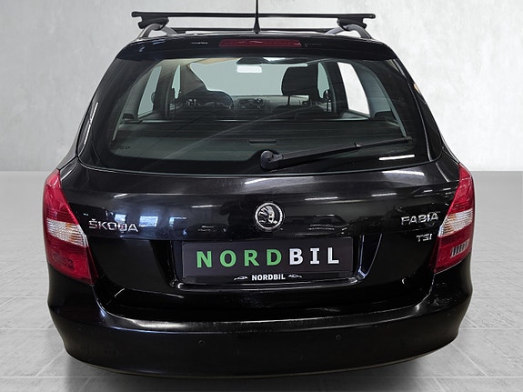 Skoda Fabia 4 of 17