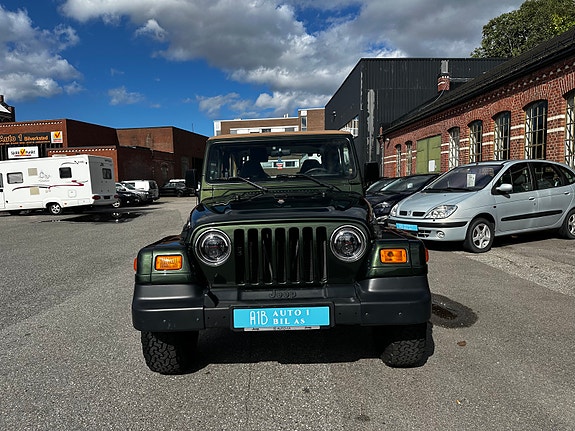Jeep Wrangler 8 of 20