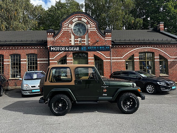 Jeep Wrangler 20 of 20